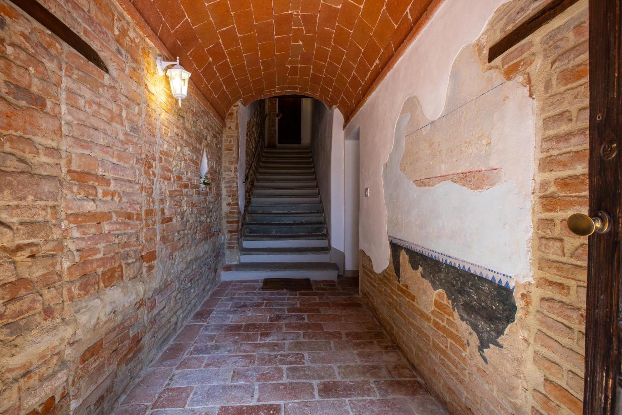 Agriturismo Palazzo Val Del Sasso Villastrada  المظهر الخارجي الصورة